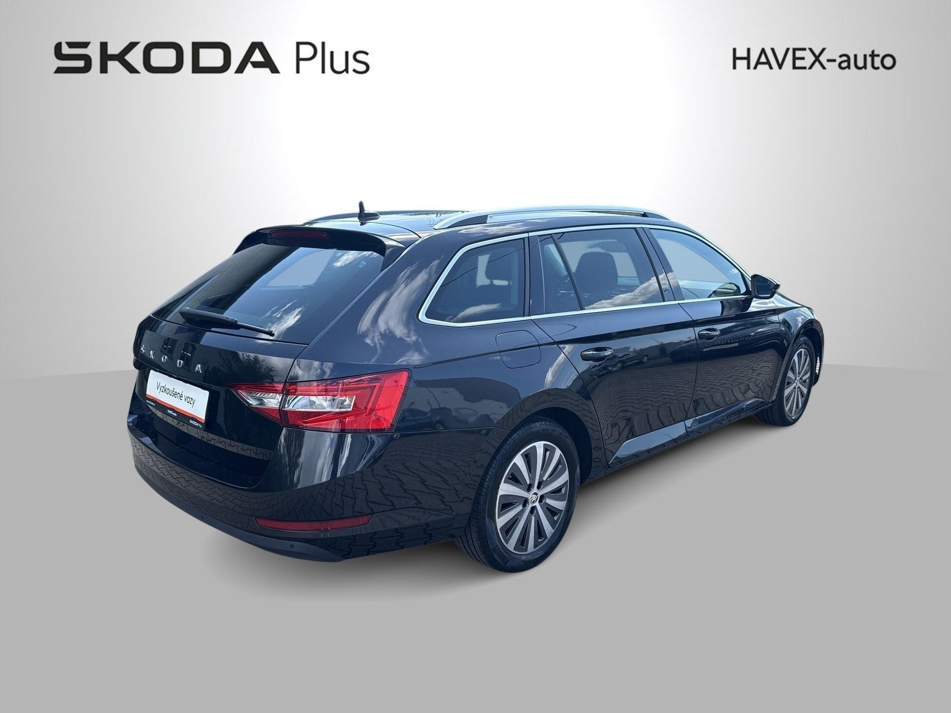 Škoda Superb