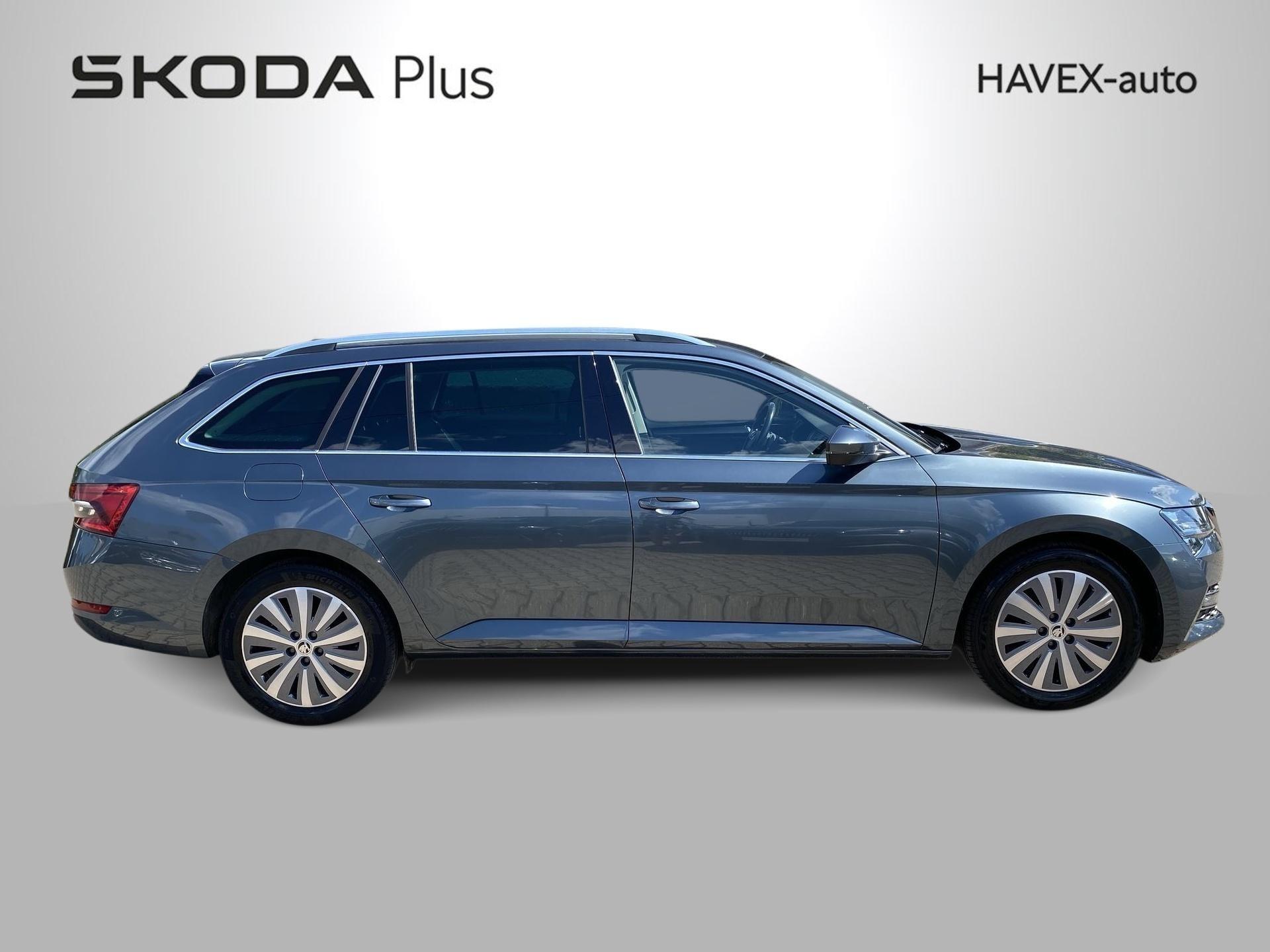 Škoda Superb