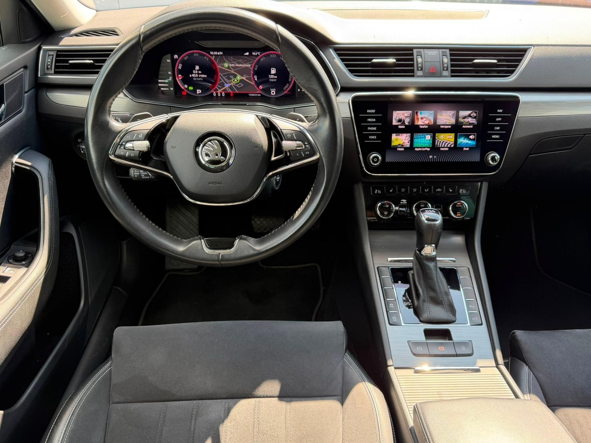 Škoda Superb