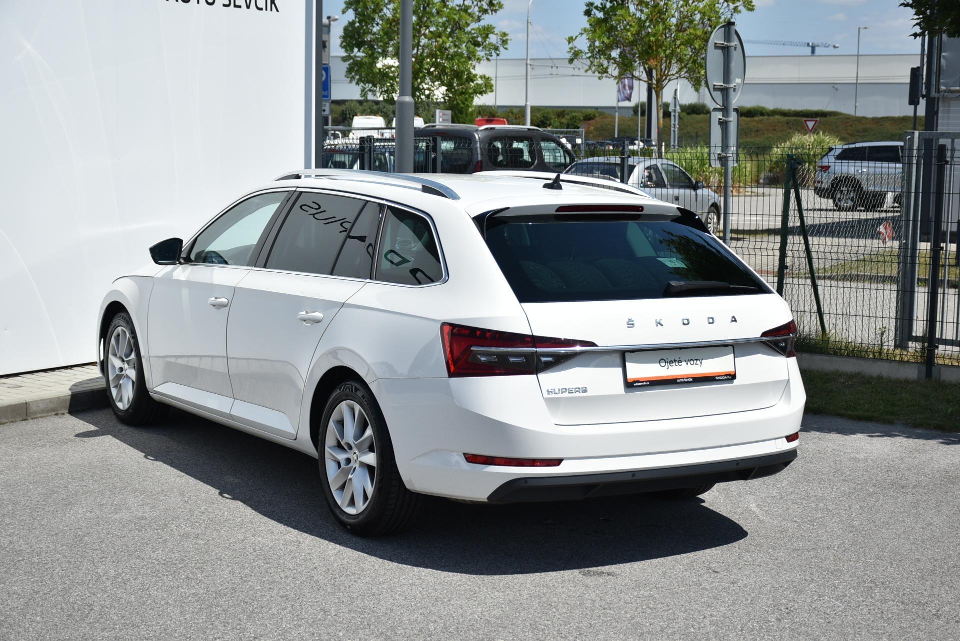 Škoda Superb