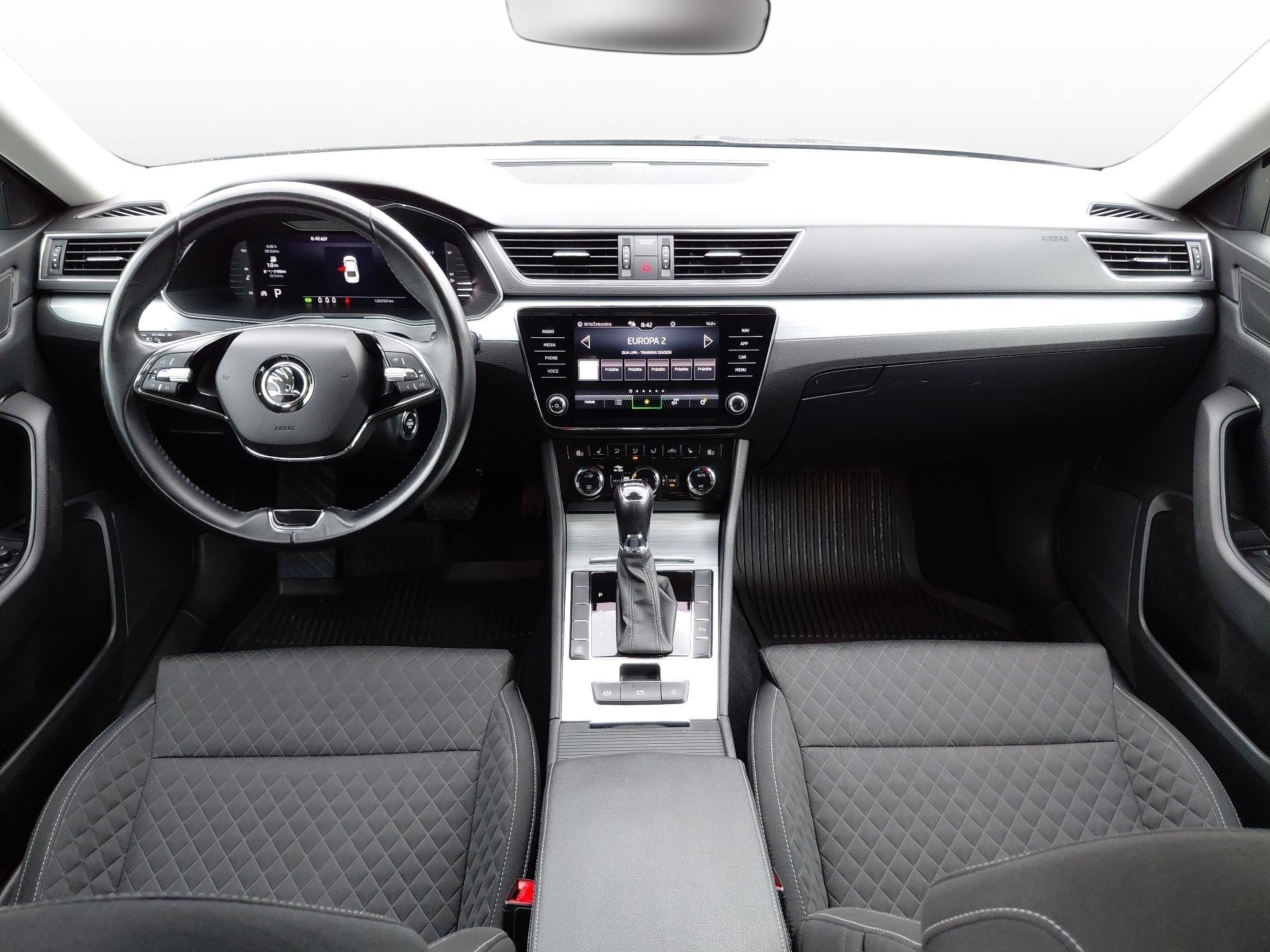 Škoda Superb
