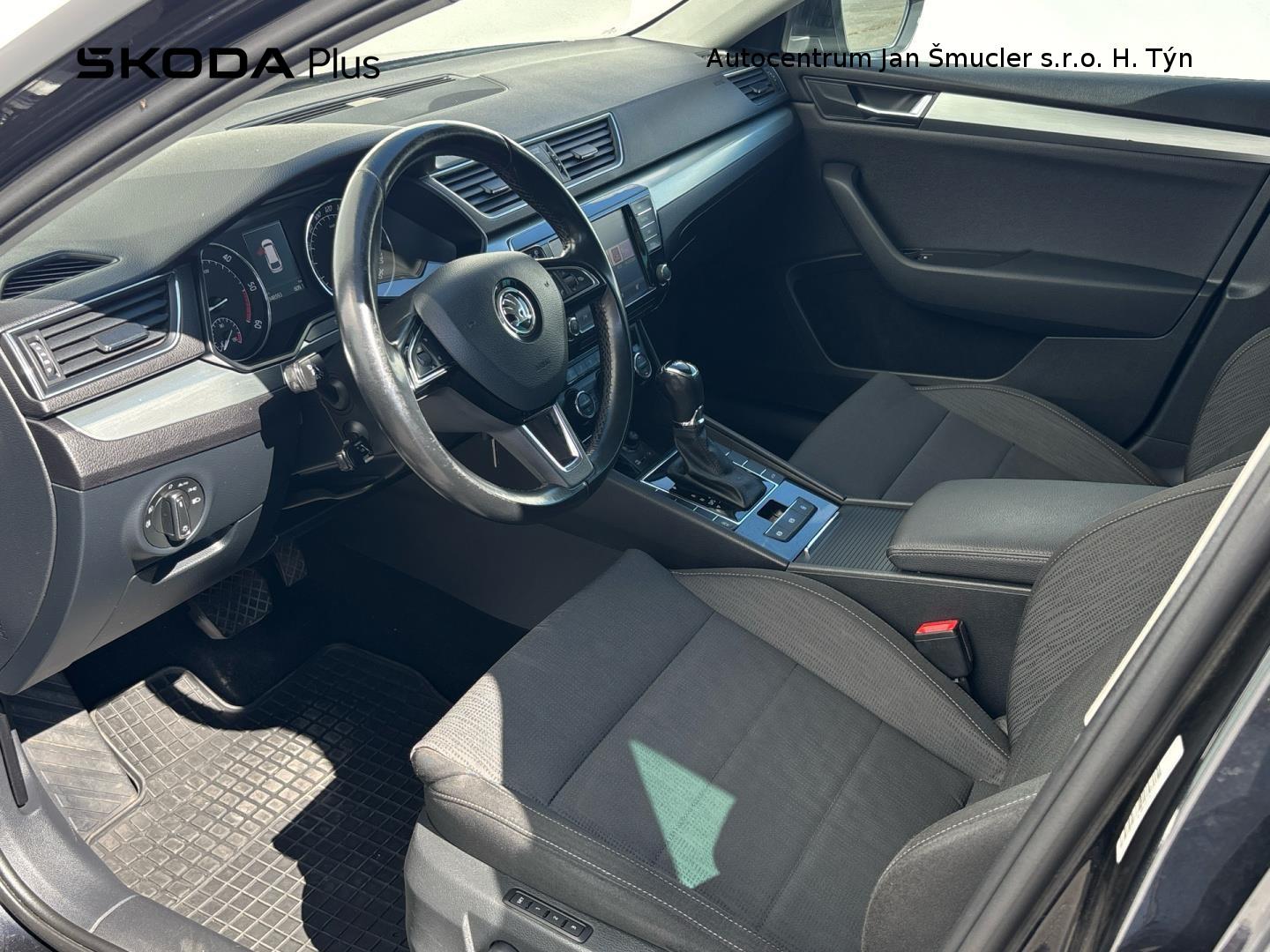 Škoda Superb