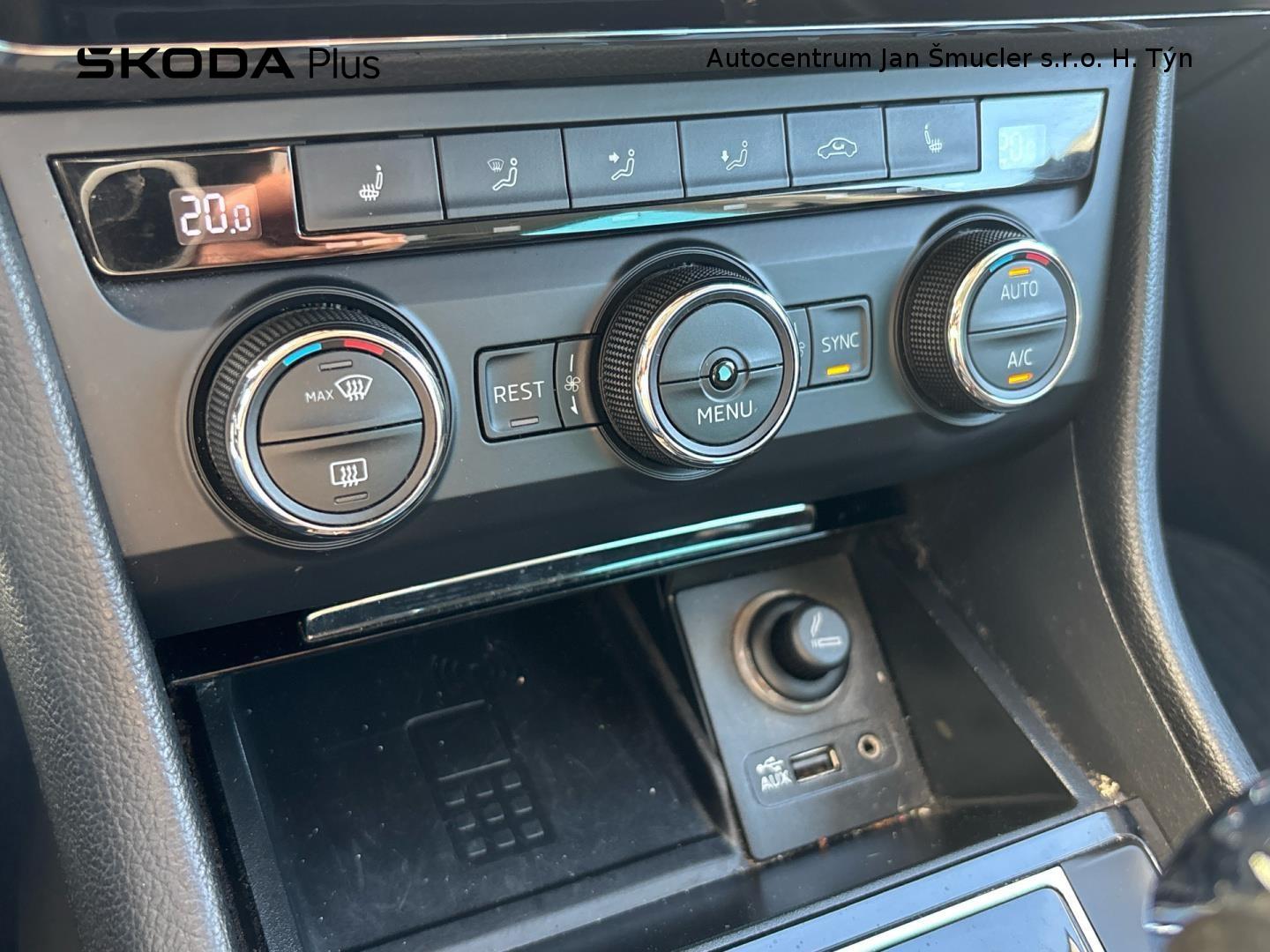 Škoda Superb