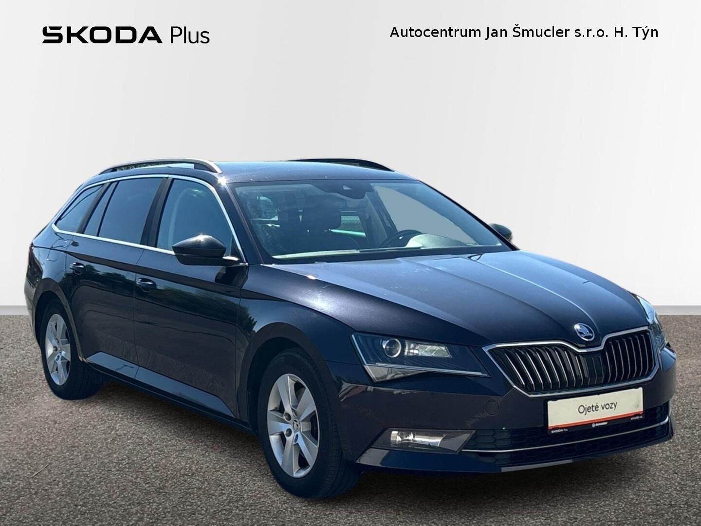 Škoda Superb