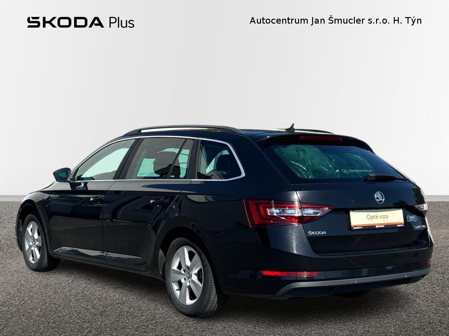 Škoda Superb