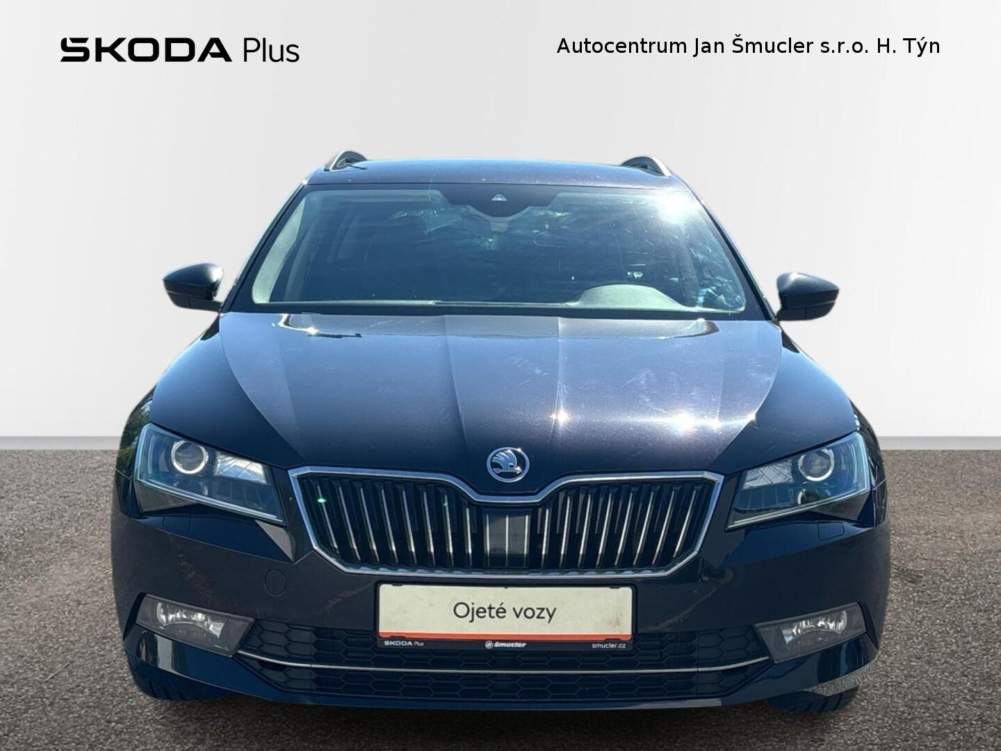 Škoda Superb