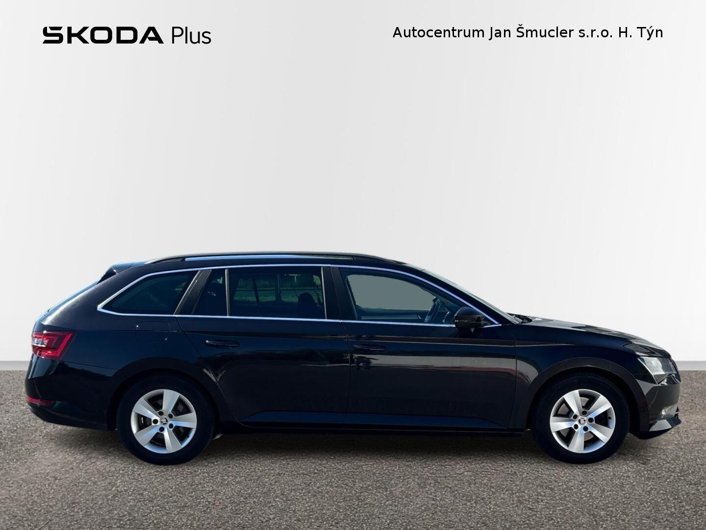 Škoda Superb