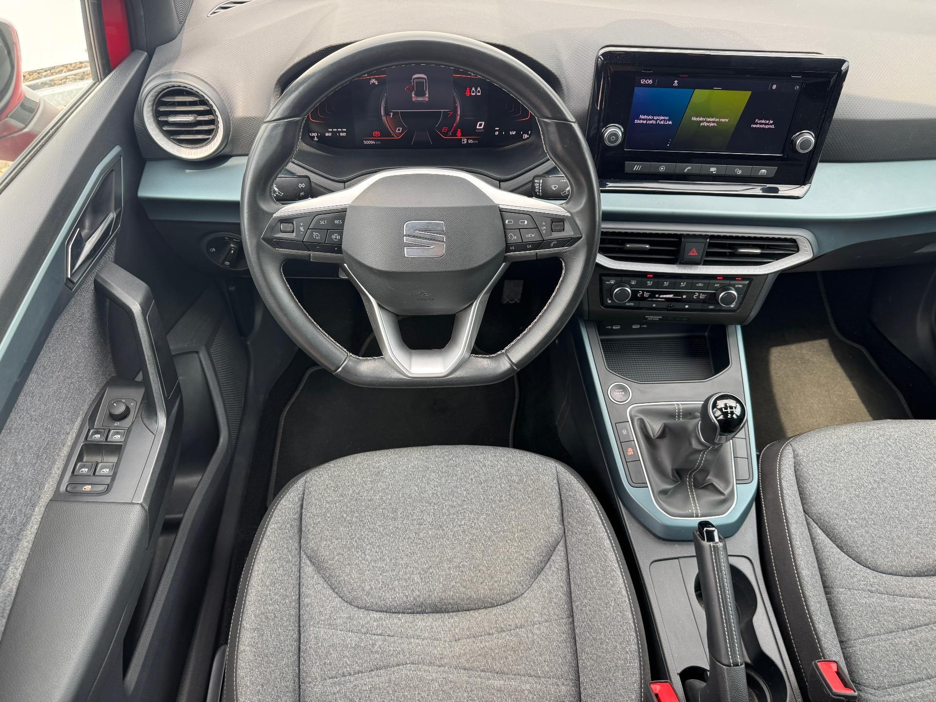 Seat Arona