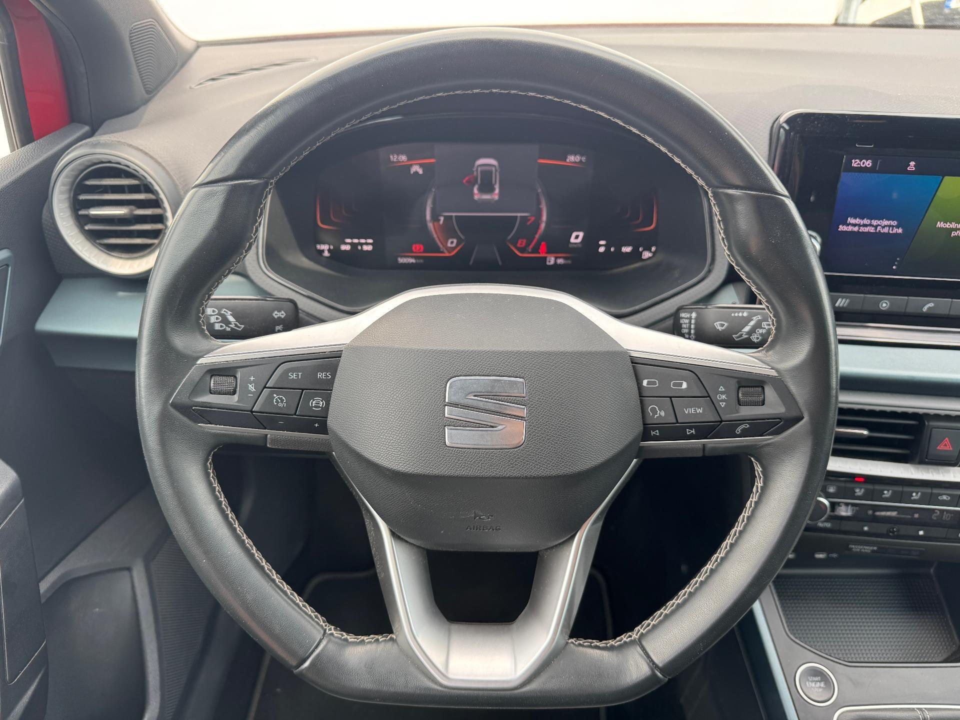 Seat Arona