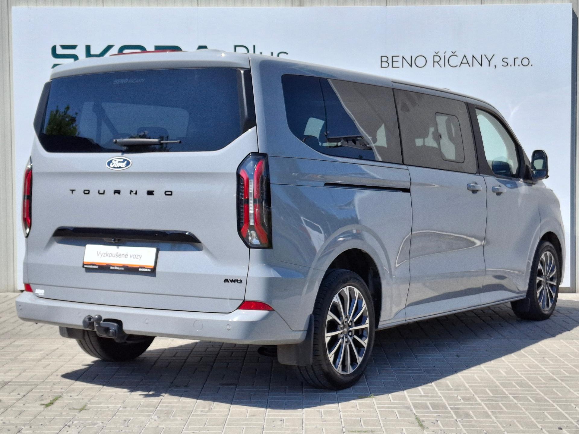 Ford Tourneo Custom