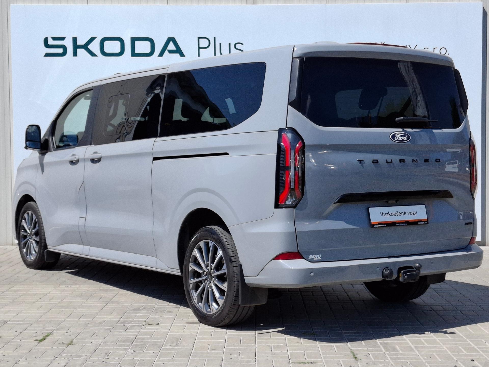 Ford Tourneo Custom