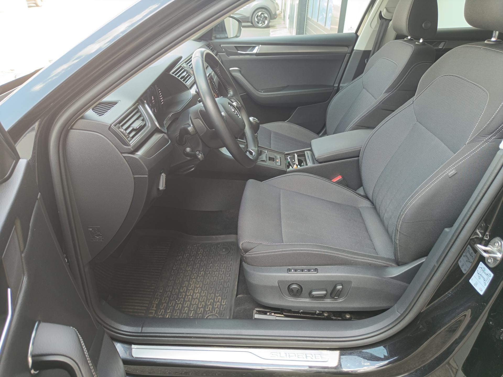 Škoda Superb