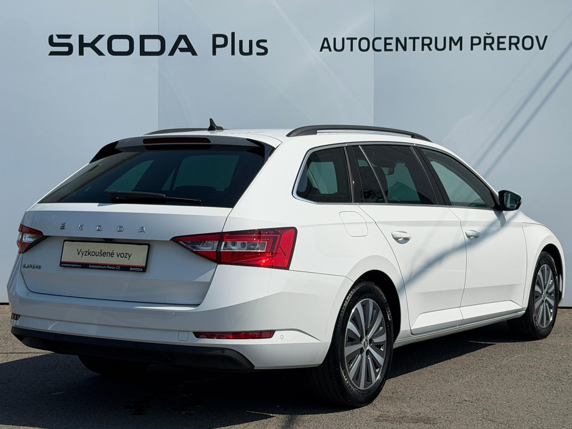 Škoda Superb