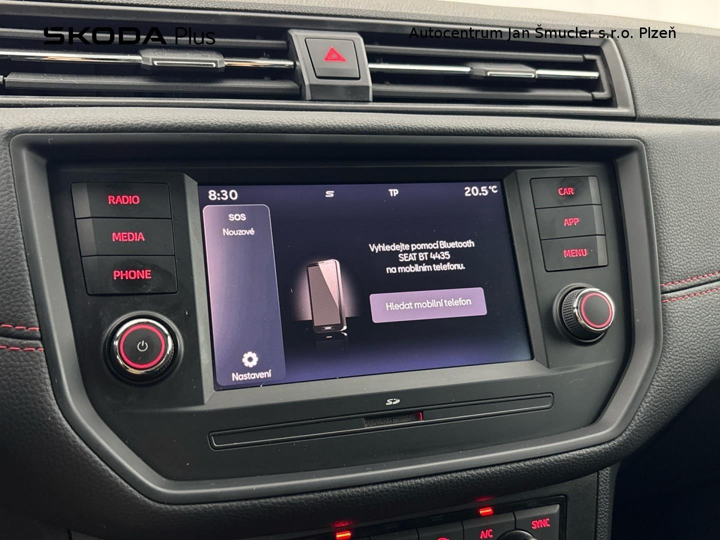 Seat Arona