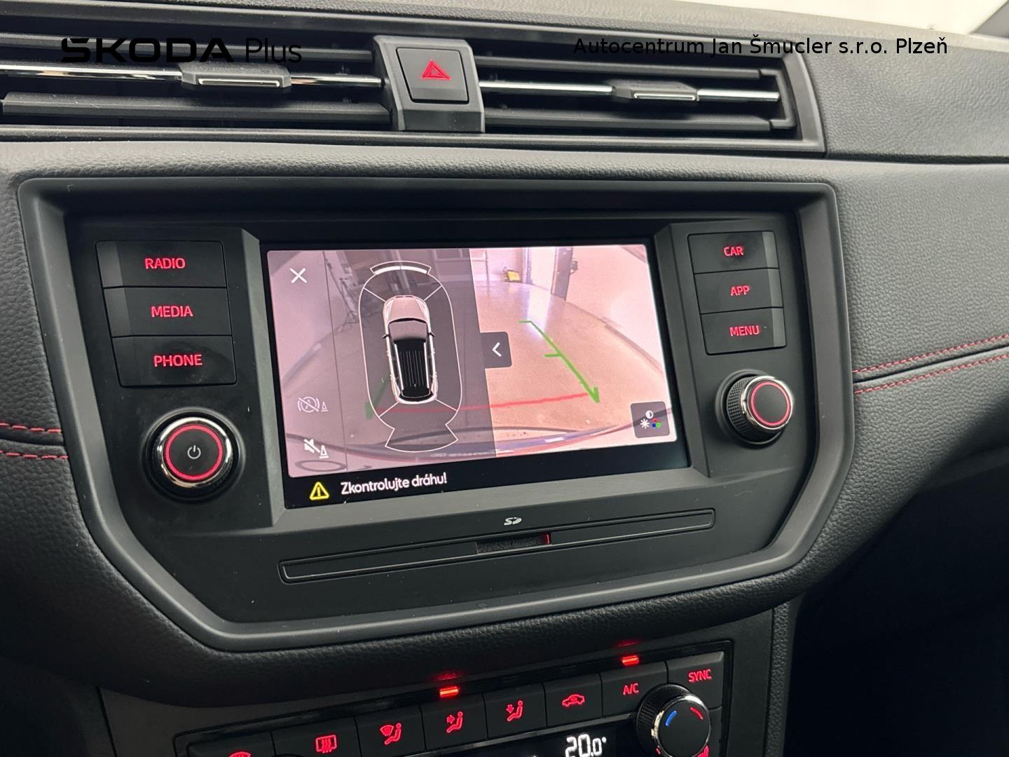 Seat Arona
