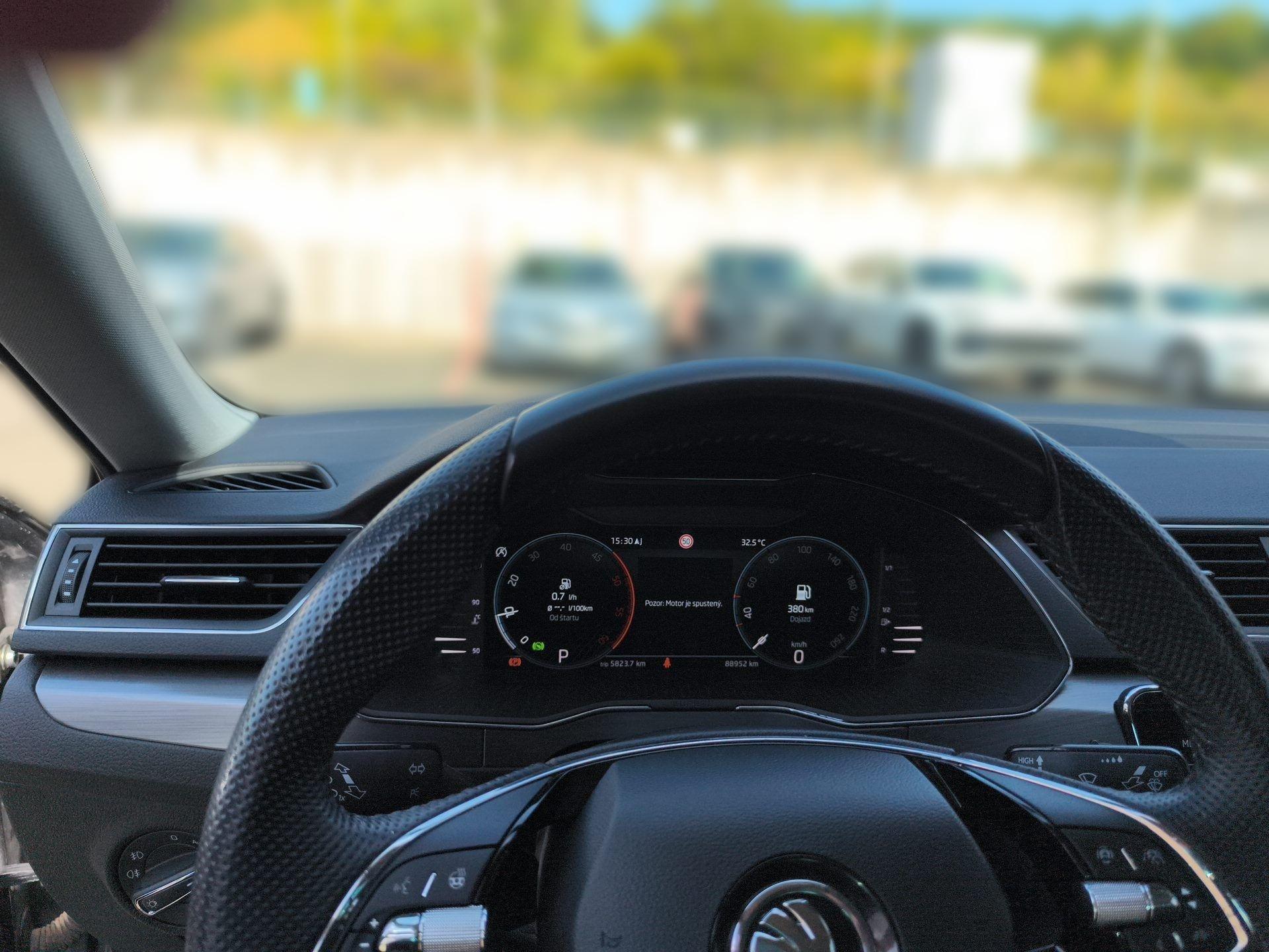 Škoda Superb