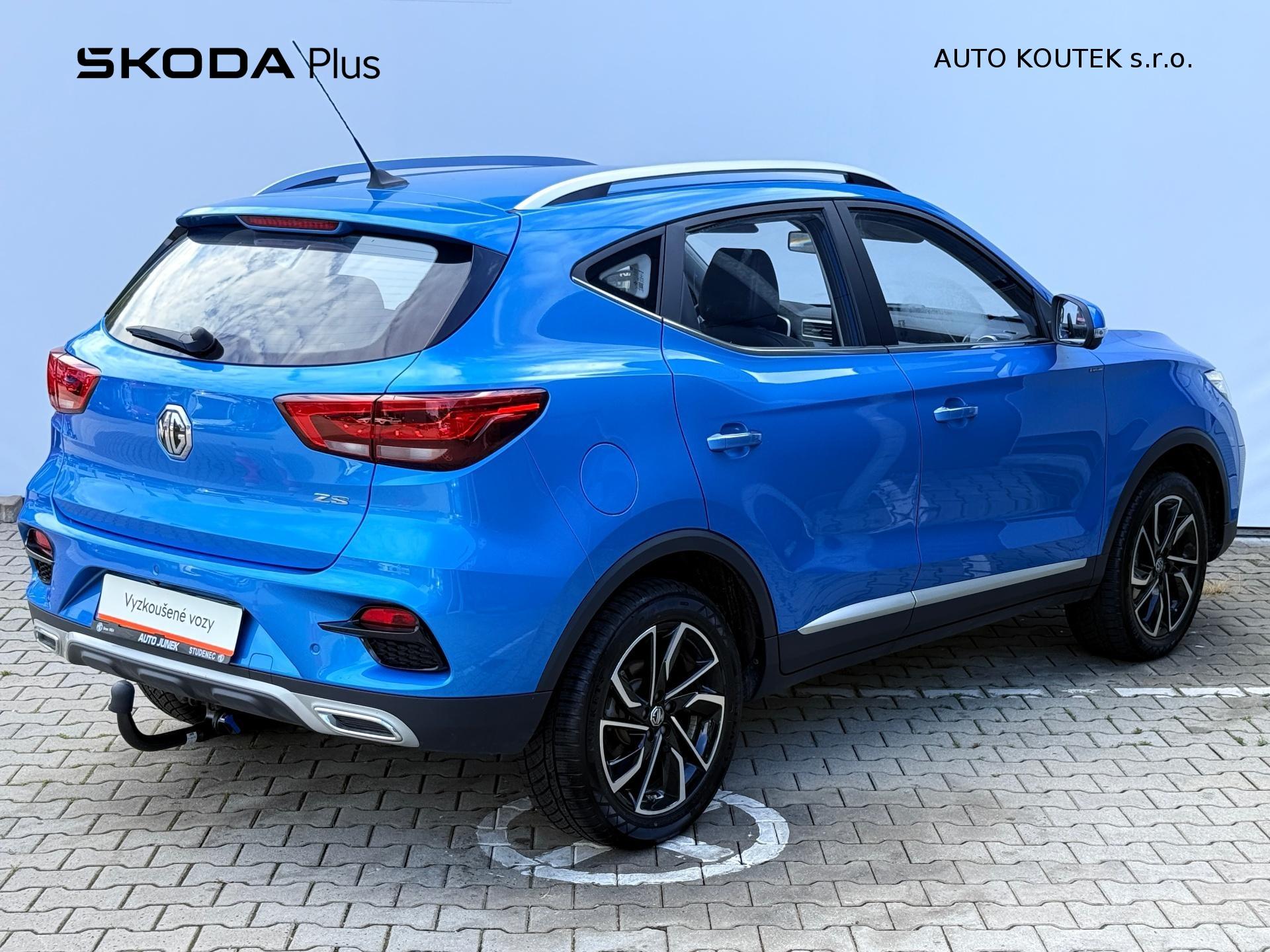 MG ZS