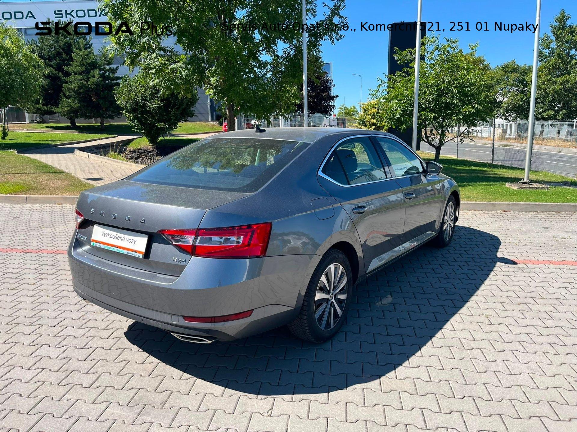 Škoda Superb