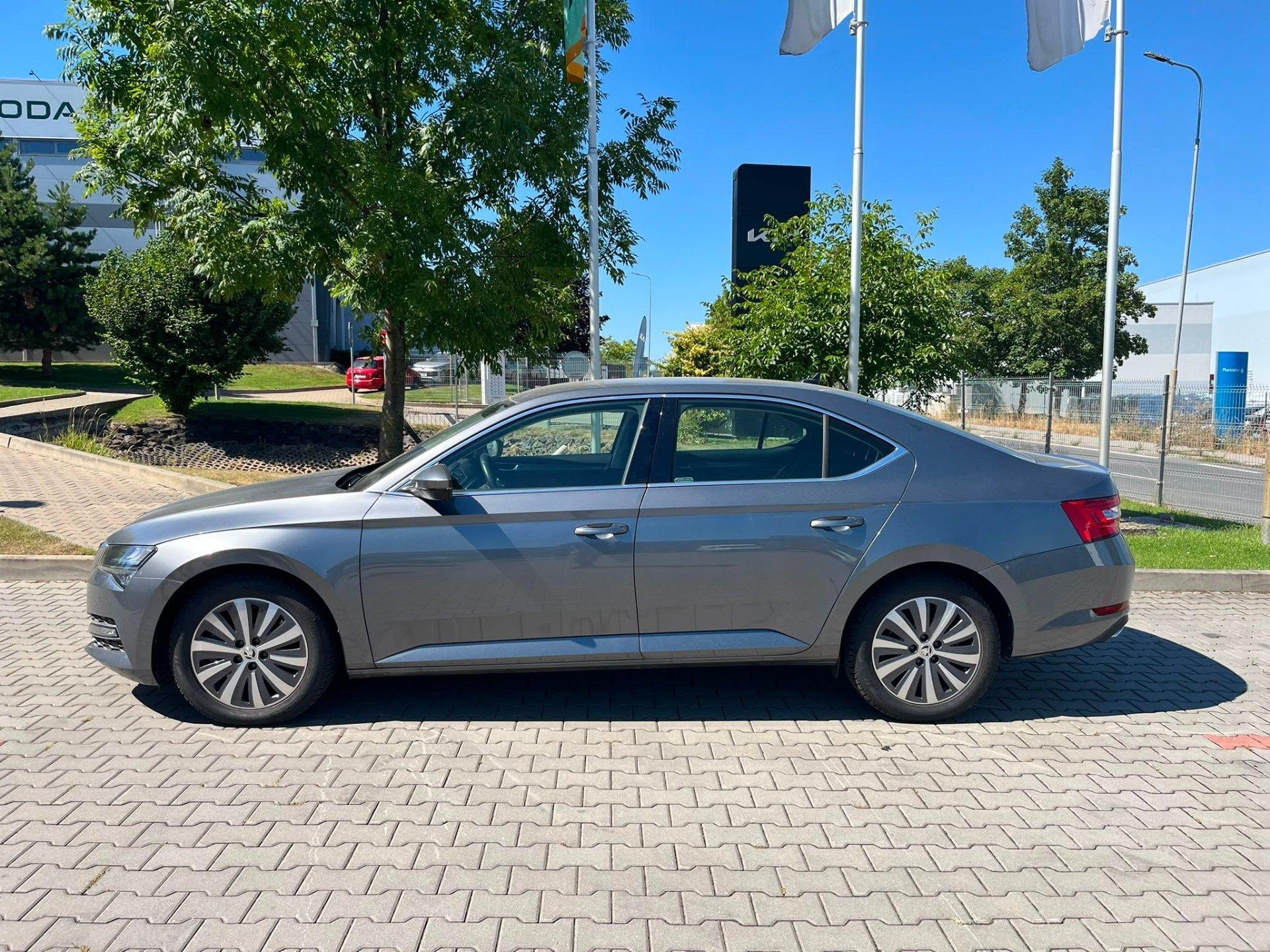 Škoda Superb
