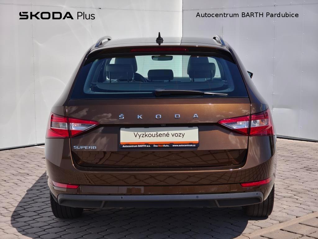 Škoda Superb
