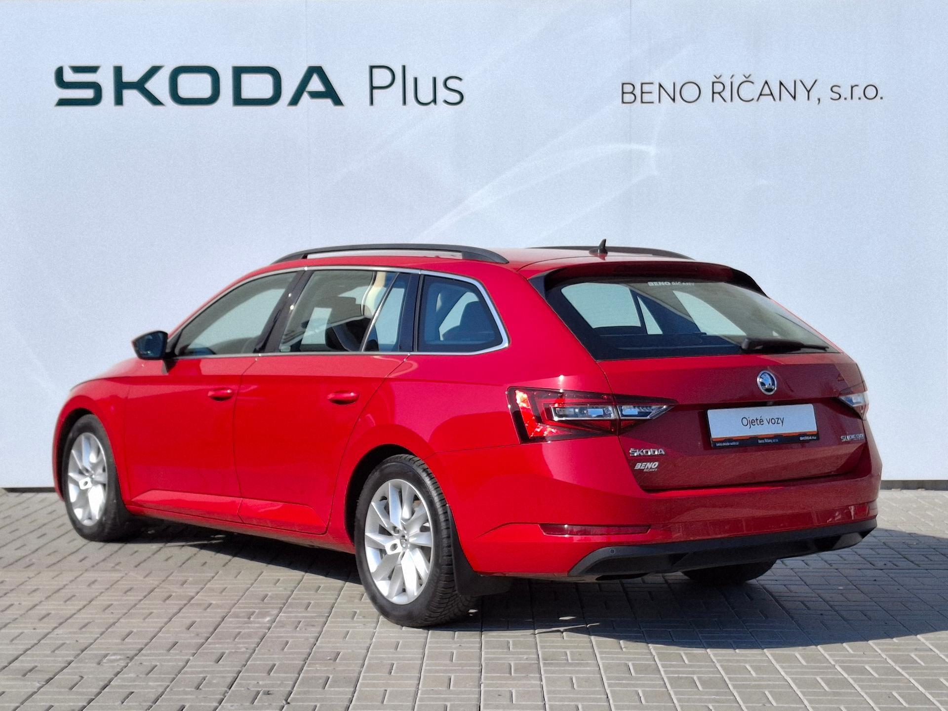 Škoda Superb