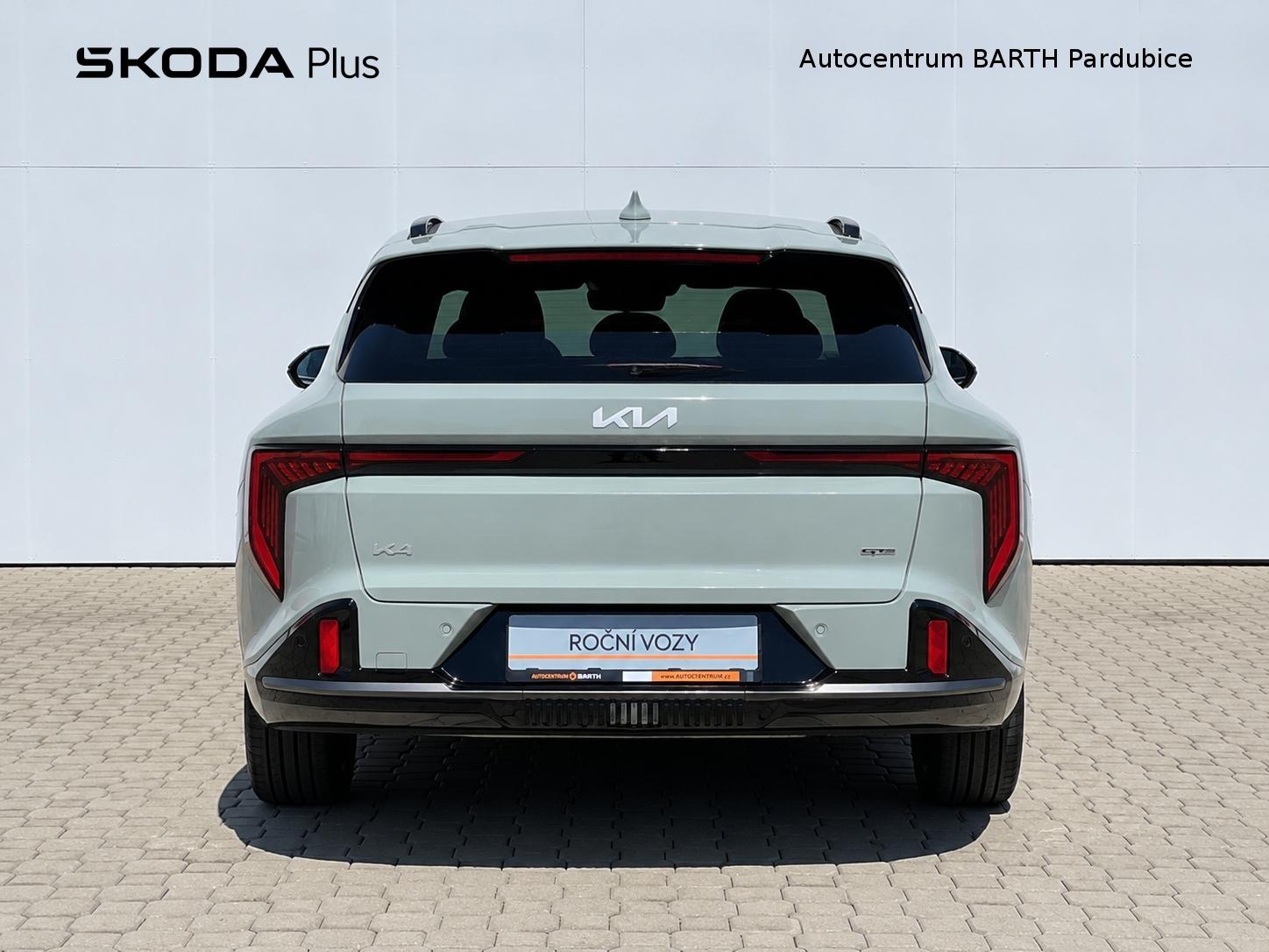 Kia K4