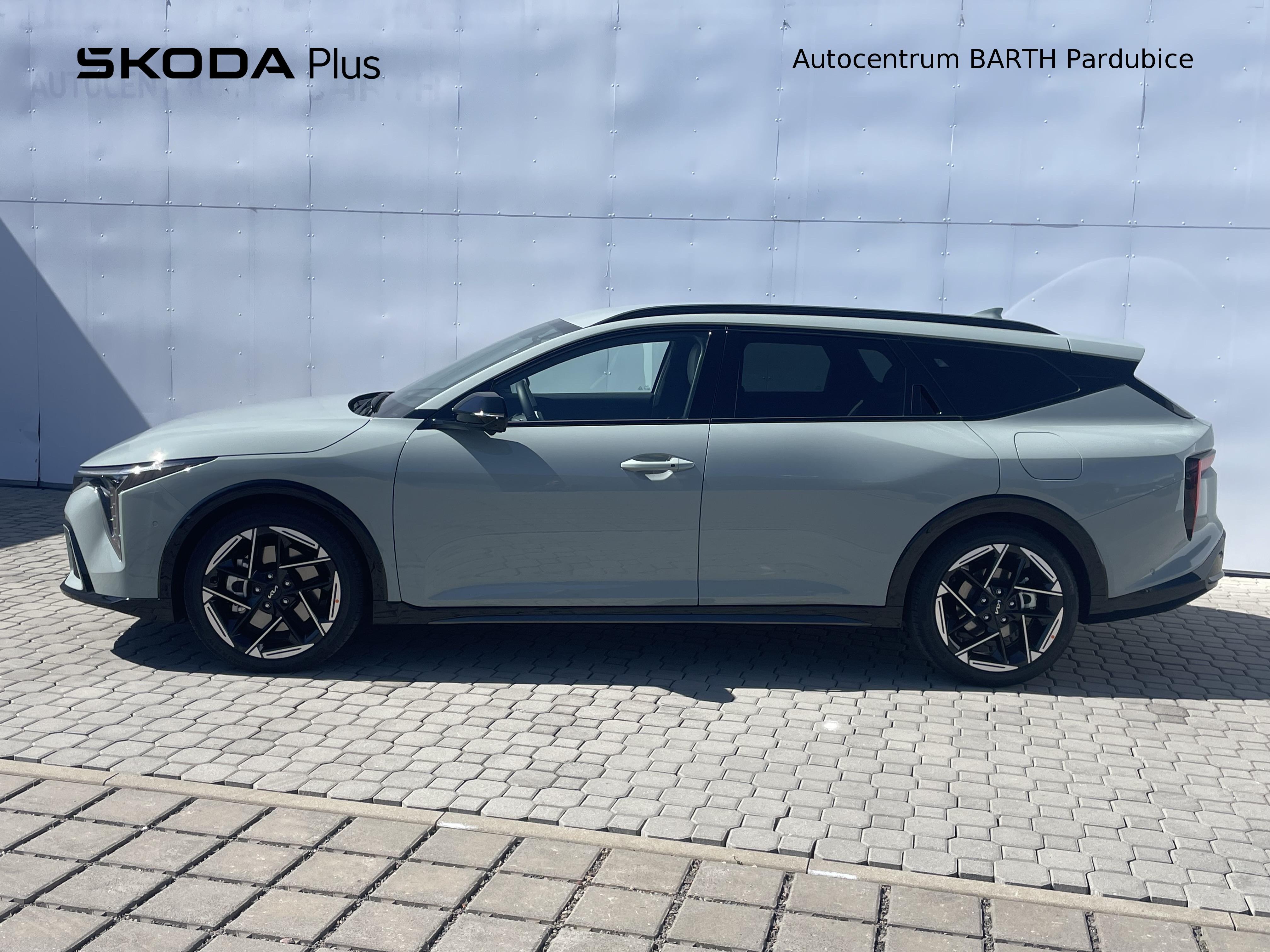 Kia K4