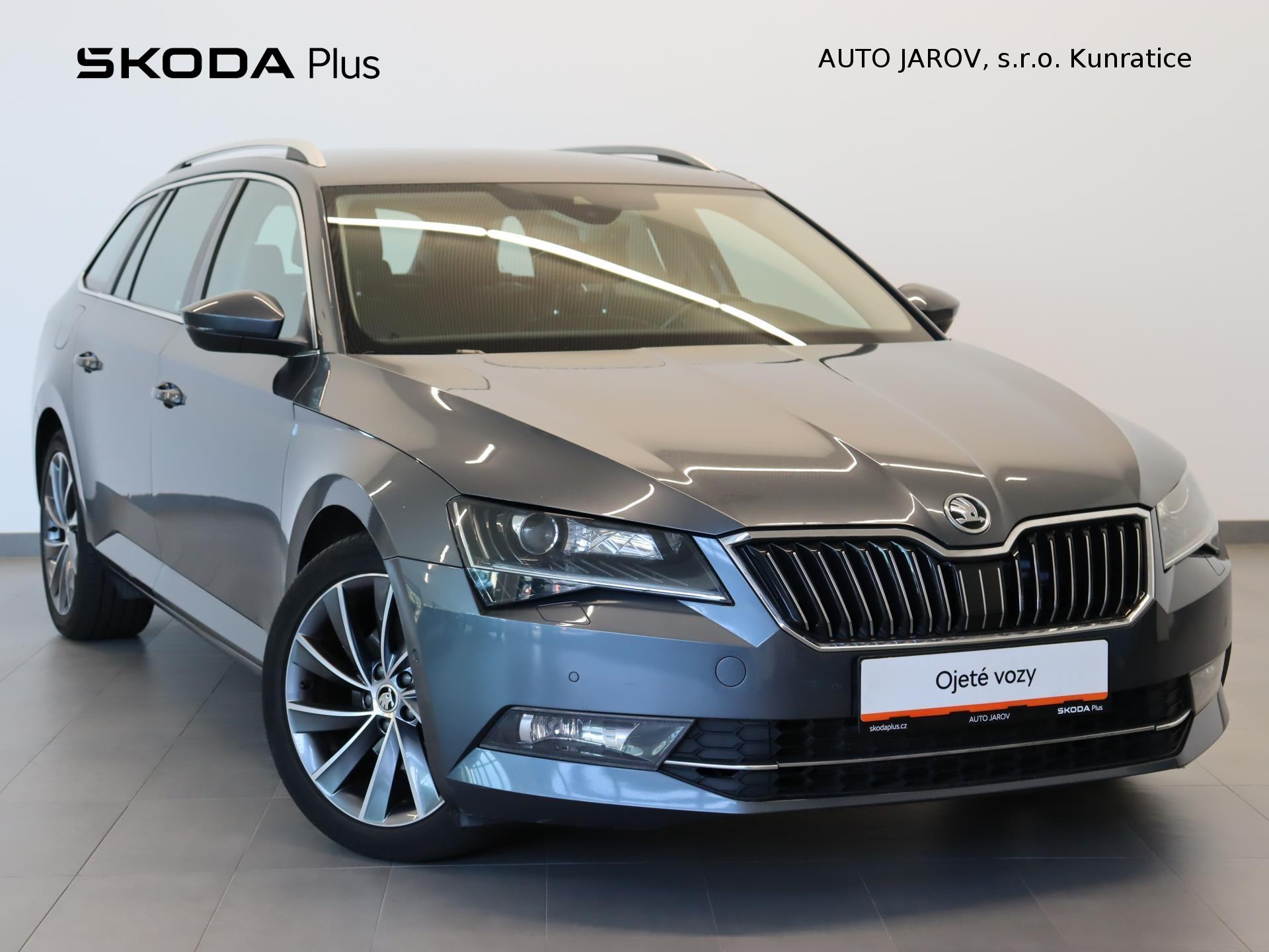 Škoda Superb