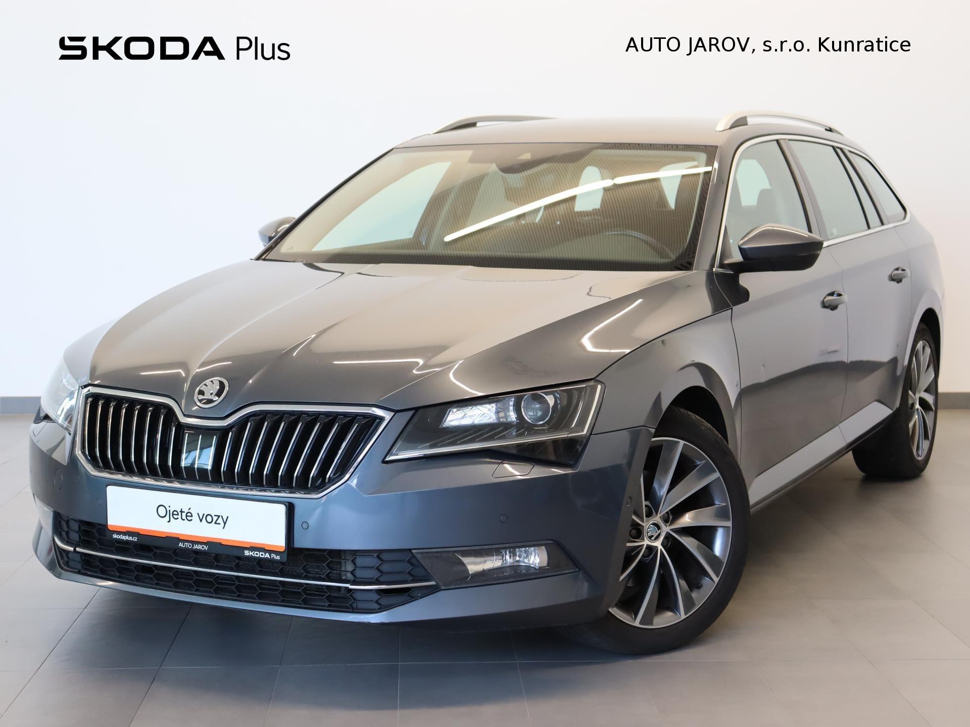 Škoda Superb