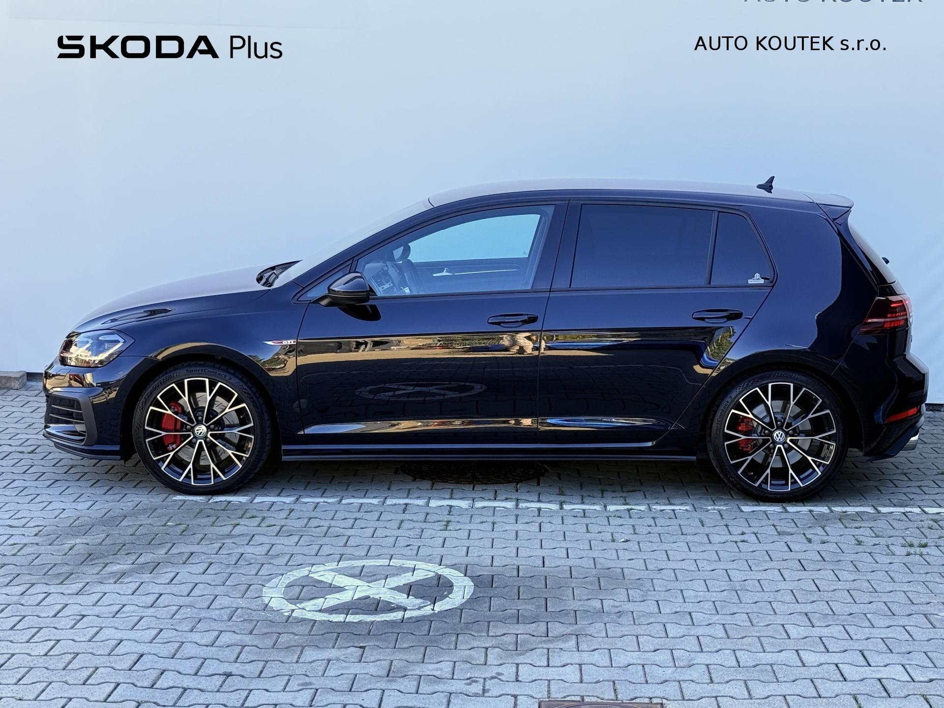Volkswagen Golf GTI