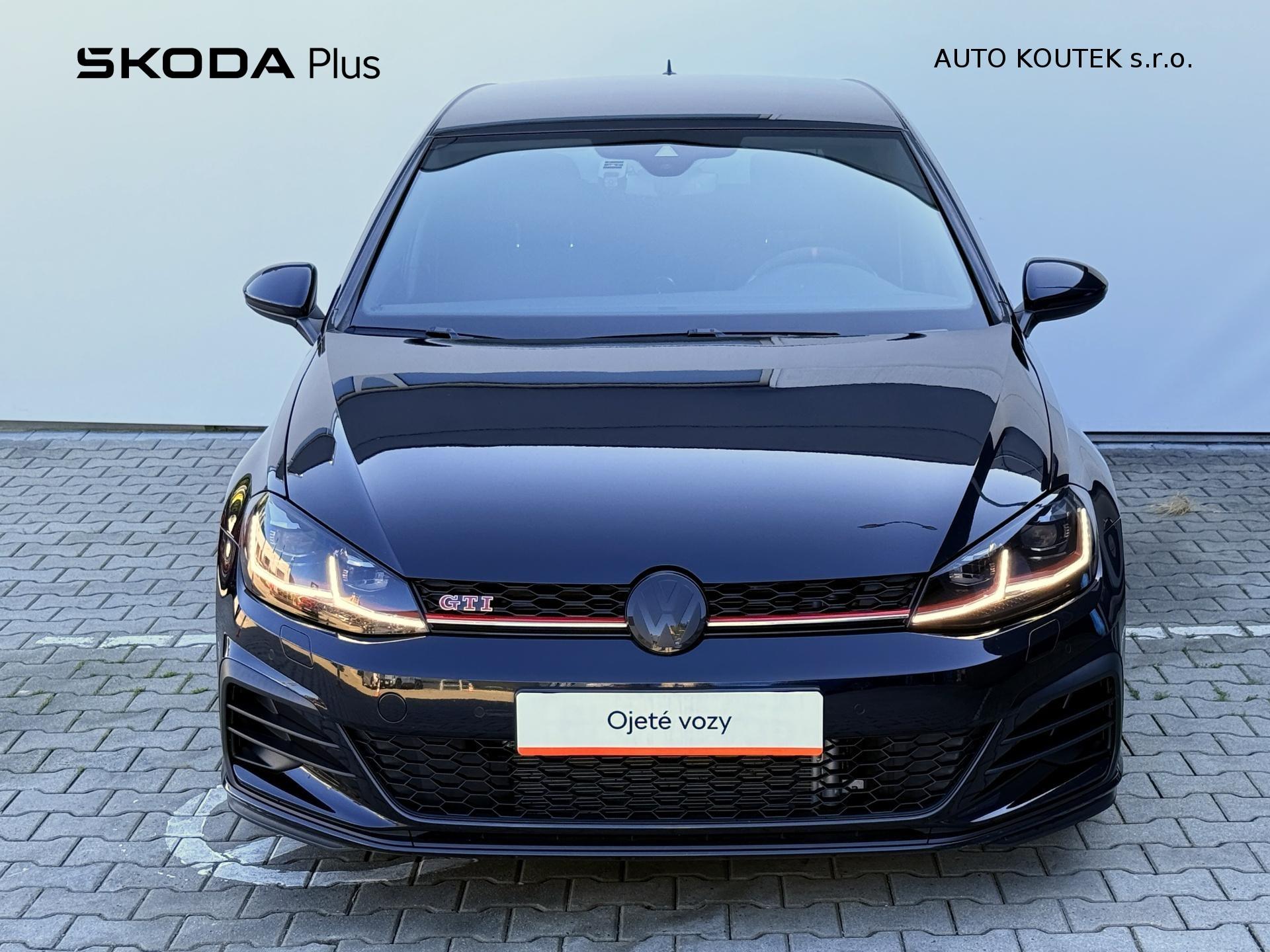 Volkswagen Golf GTI