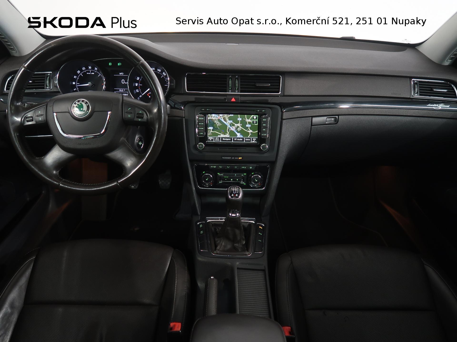Škoda Superb