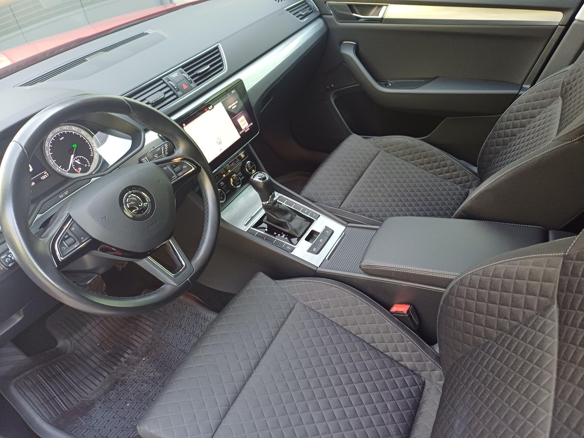Škoda Superb