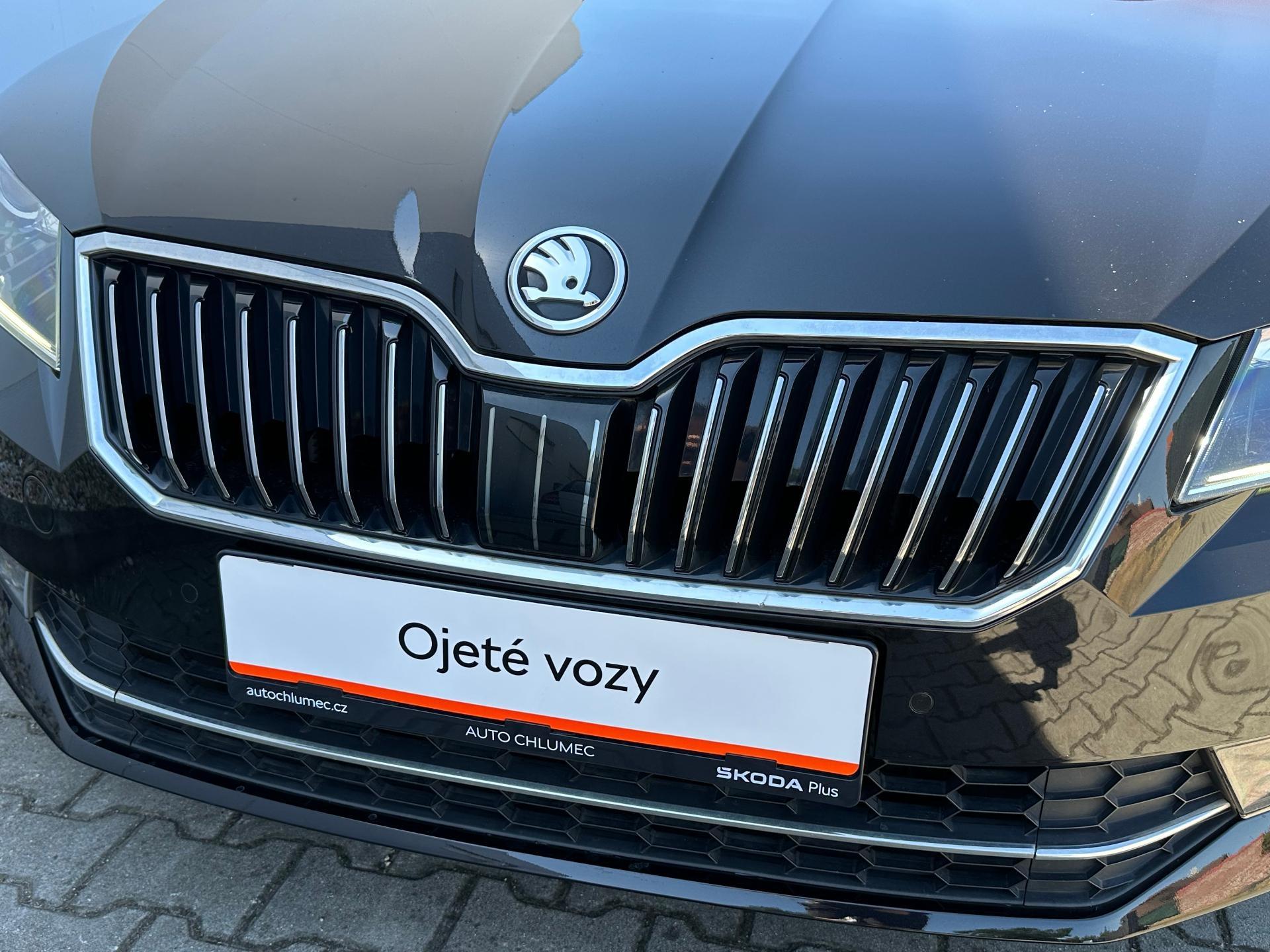 Škoda Superb