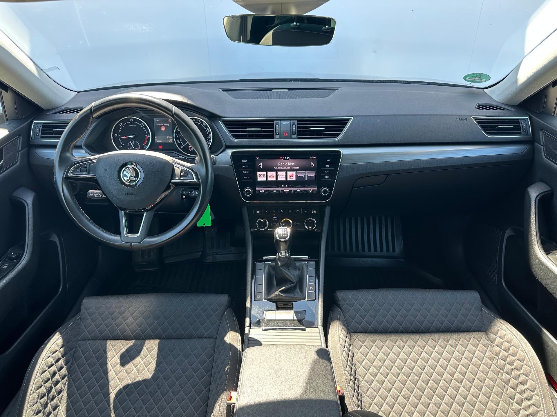 Škoda Superb