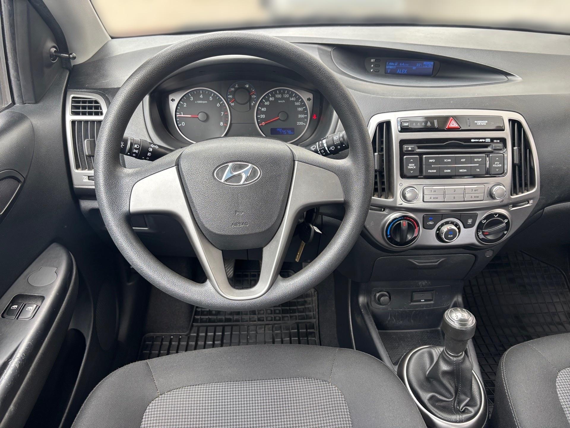 Hyundai i20