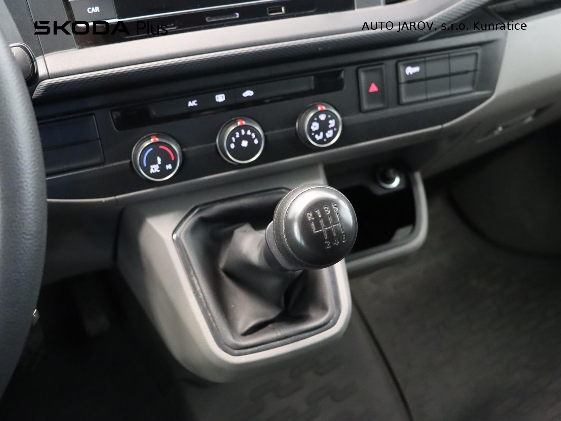 Volkswagen Transporter - skříňový vůz 