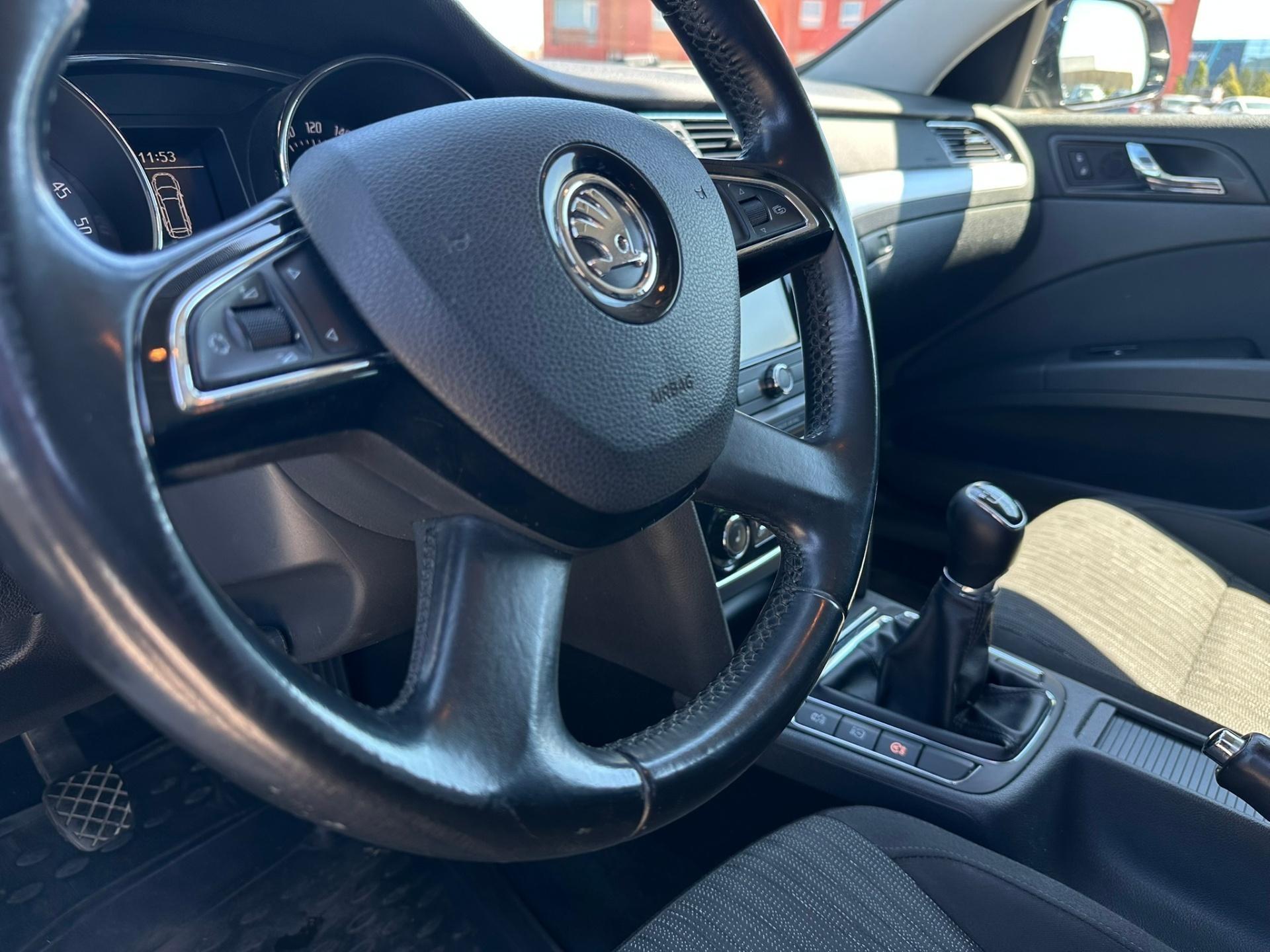 Škoda Superb