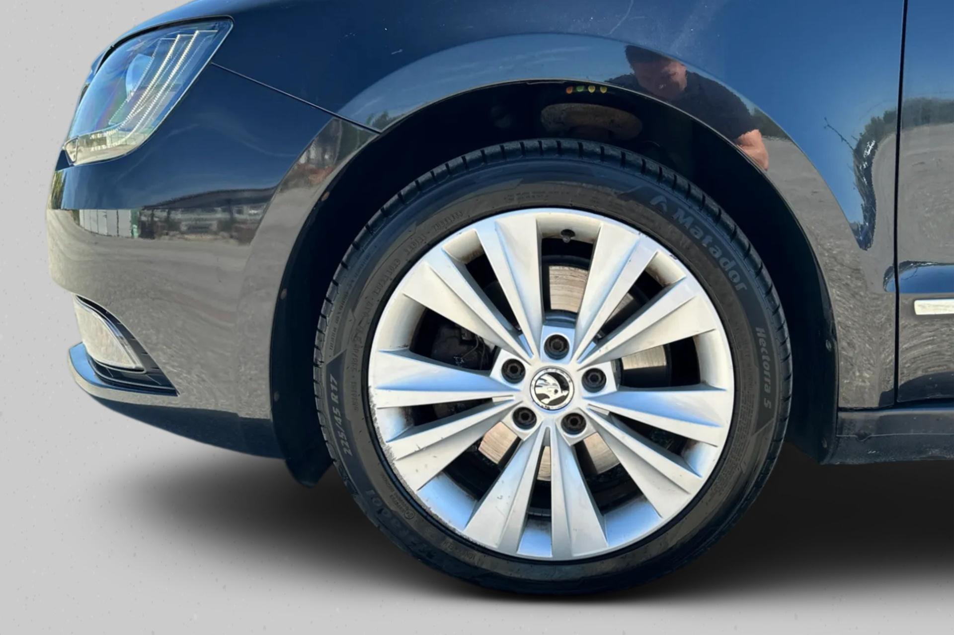 Škoda Superb