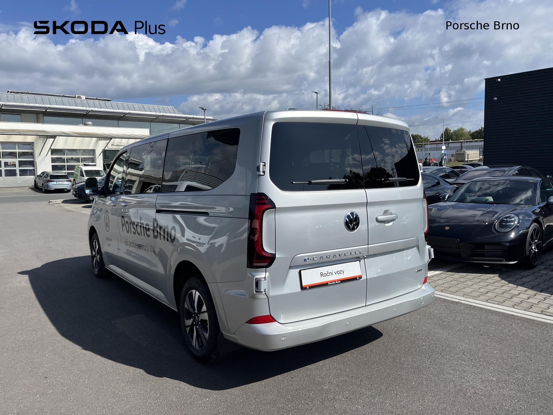 Volkswagen Caravelle