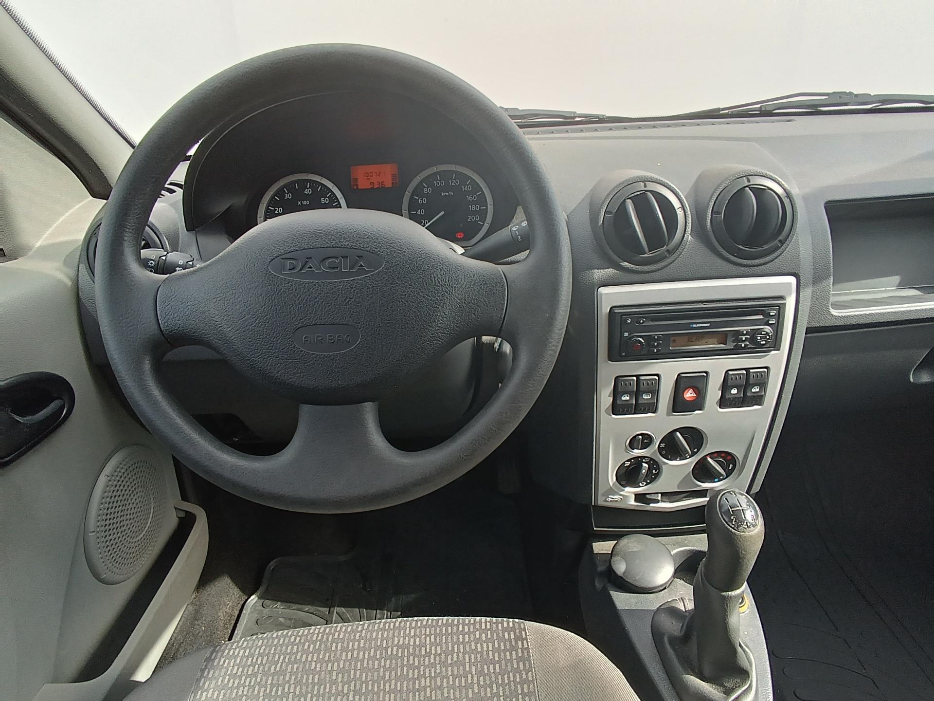 Dacia Logan