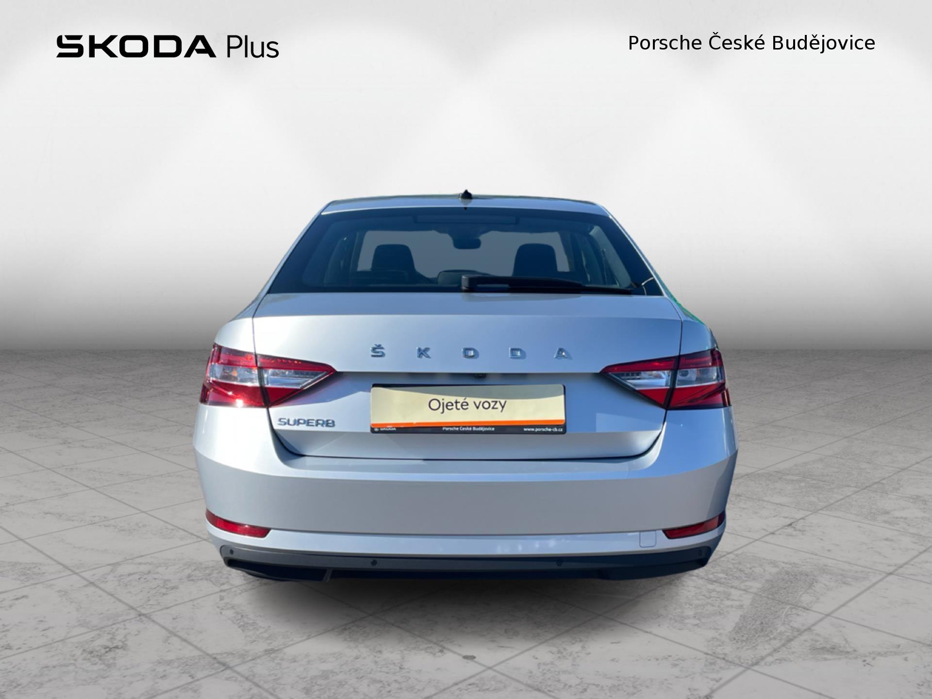 Škoda Superb