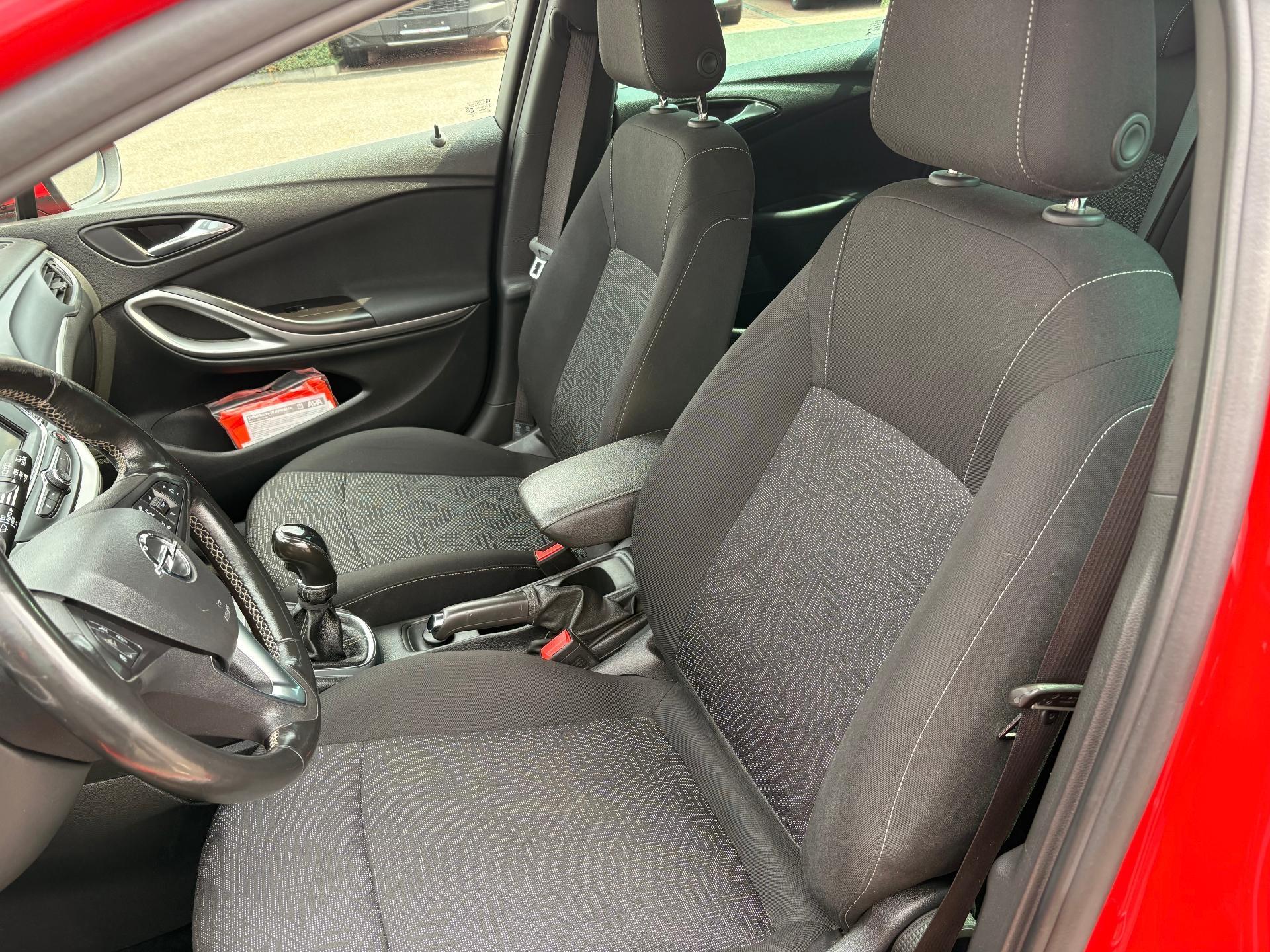 Opel Astra Sport Tourer