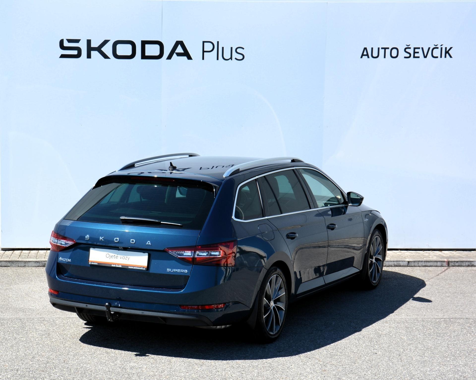 Škoda Superb