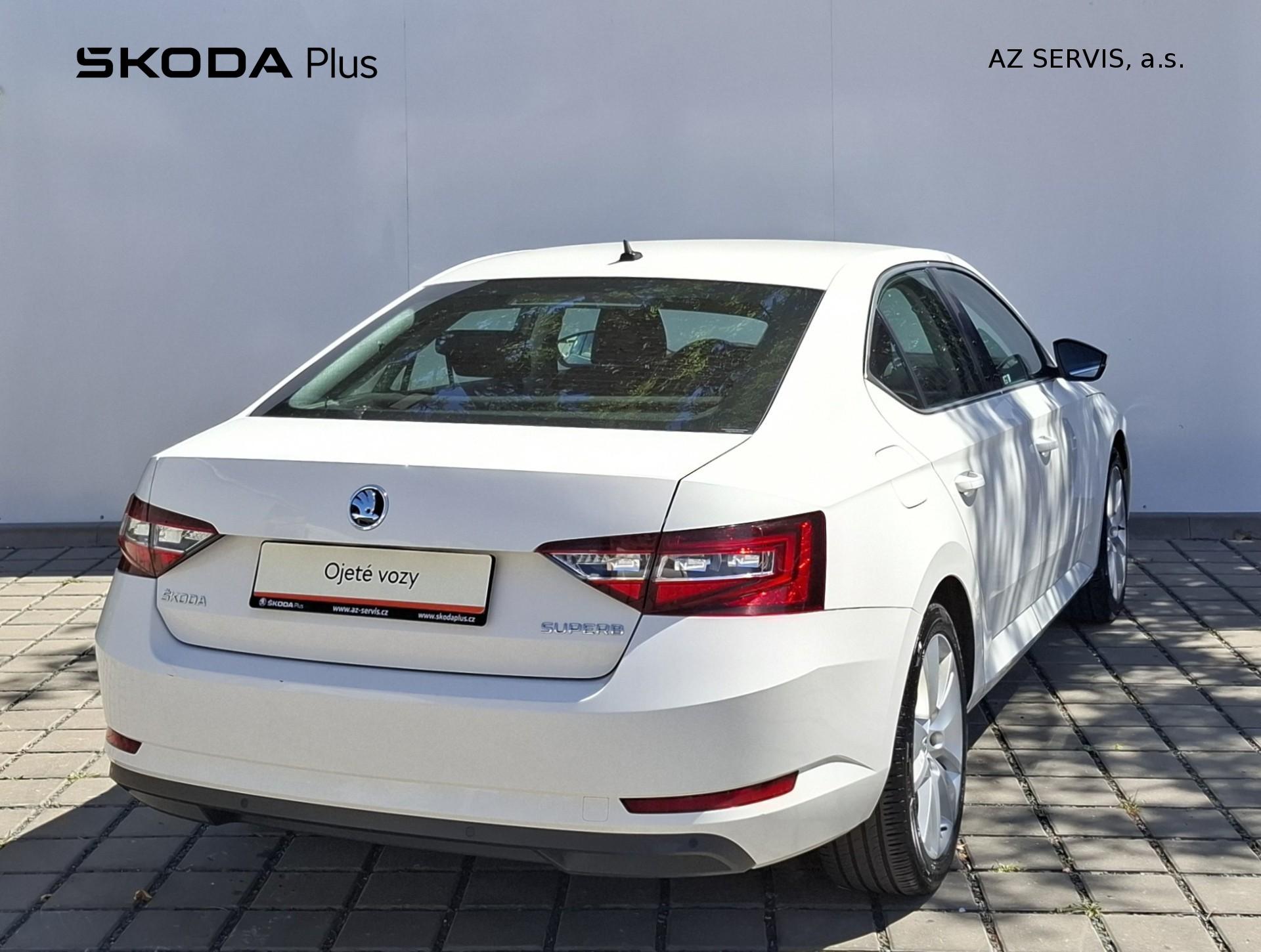 Škoda Superb