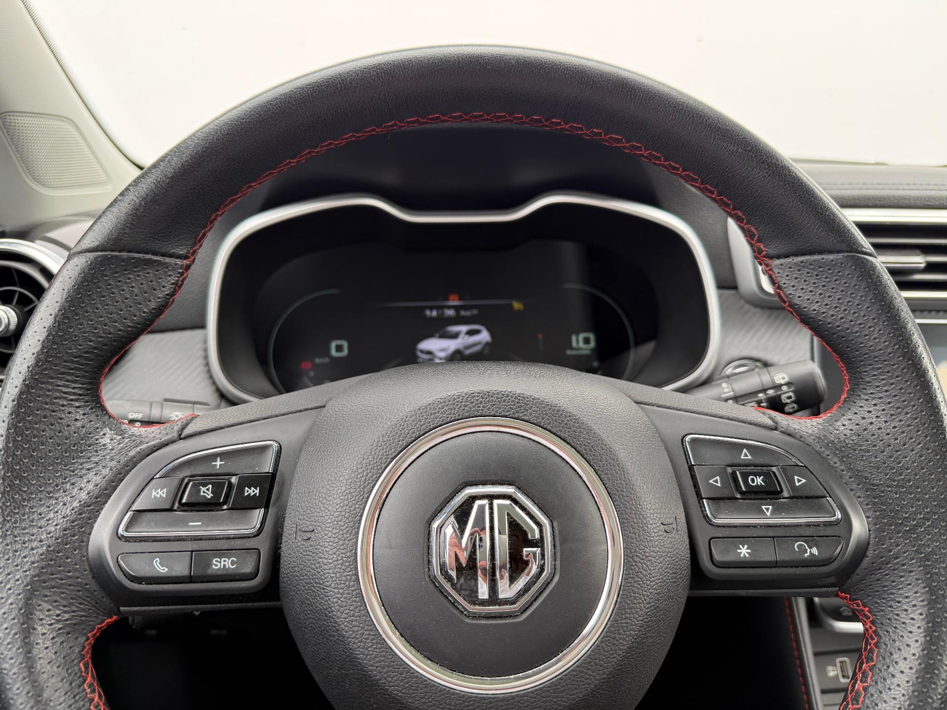 MG ZS