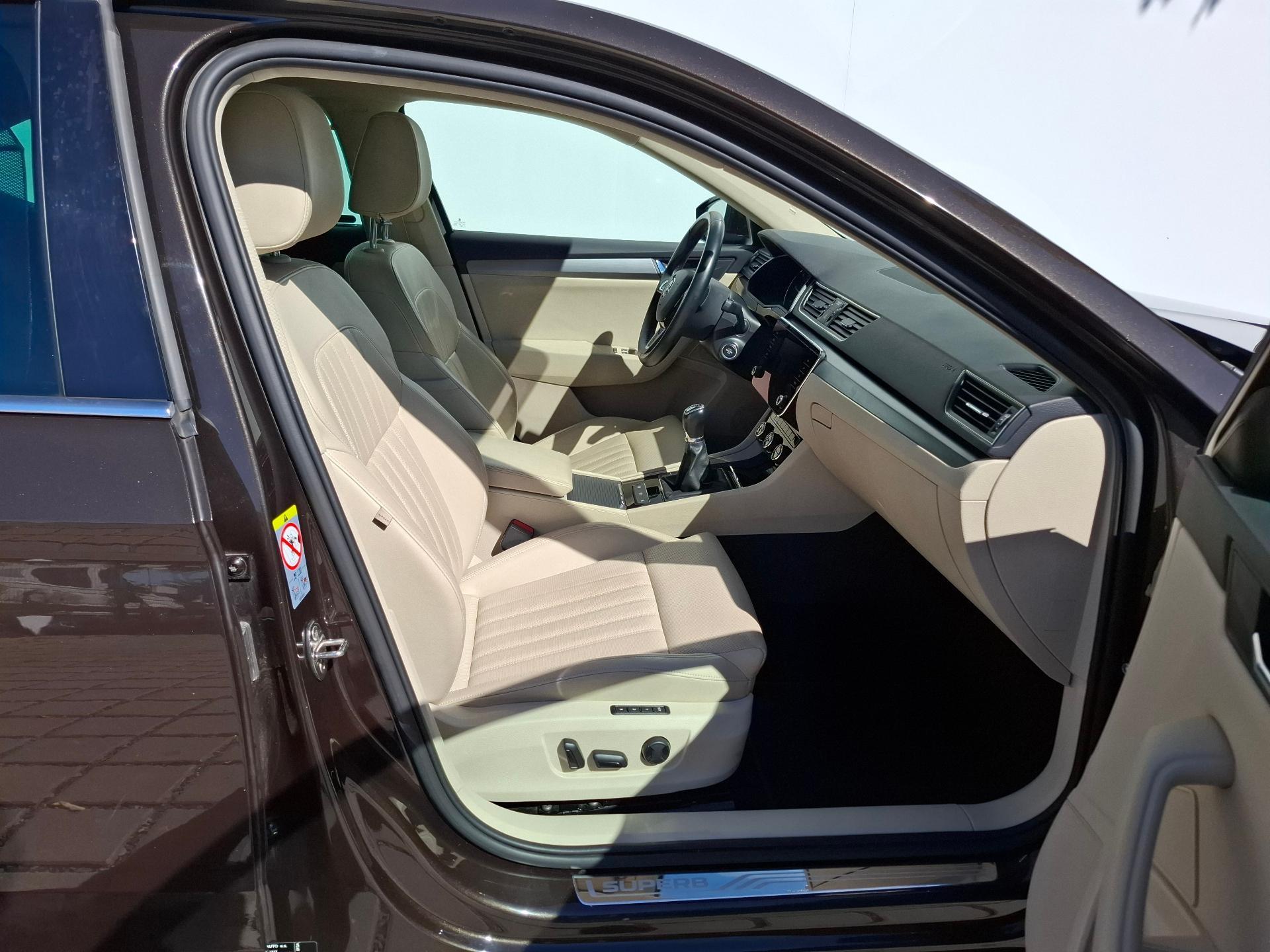 Škoda Superb