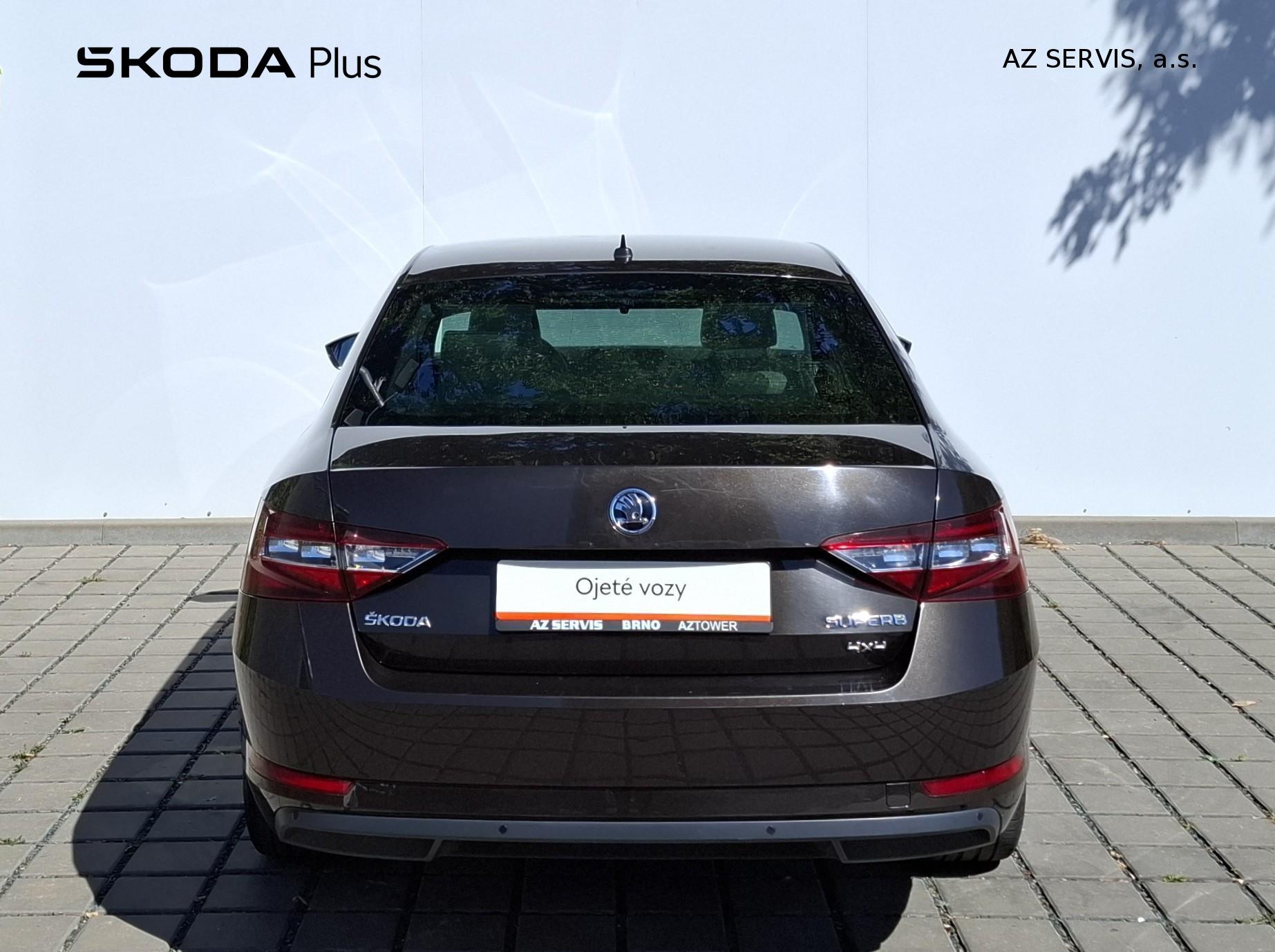 Škoda Superb