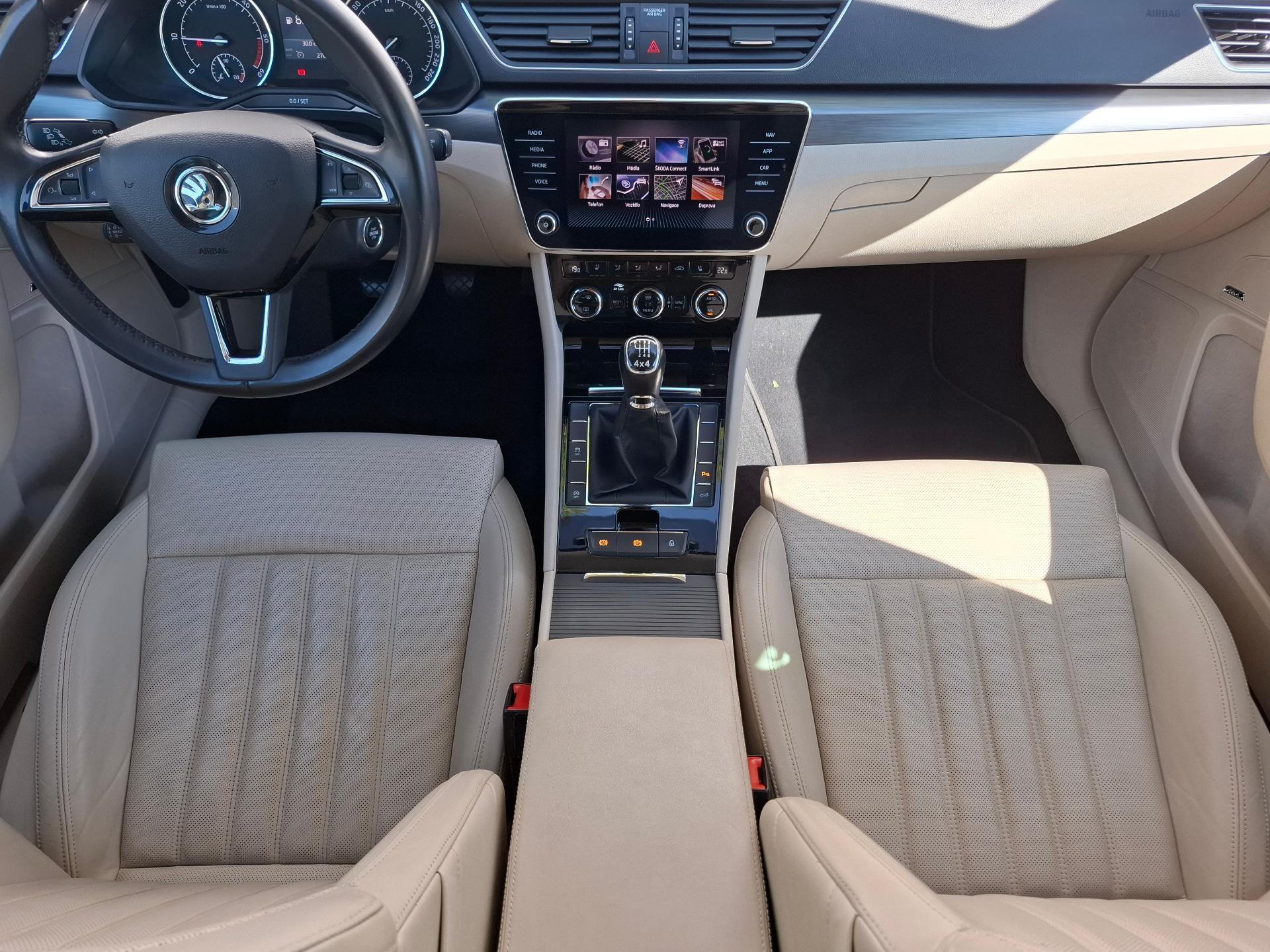 Škoda Superb