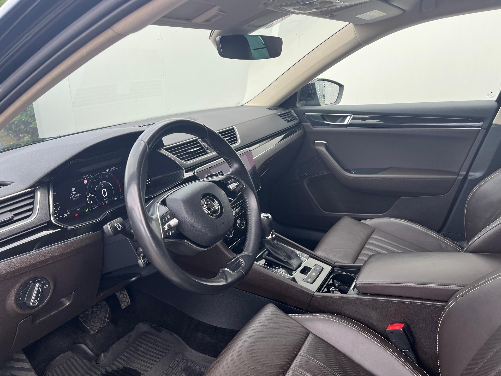 Škoda Superb
